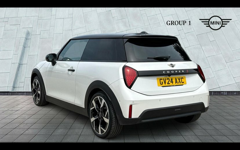 Mini Hatch Cooper S GV24AXC White #2
