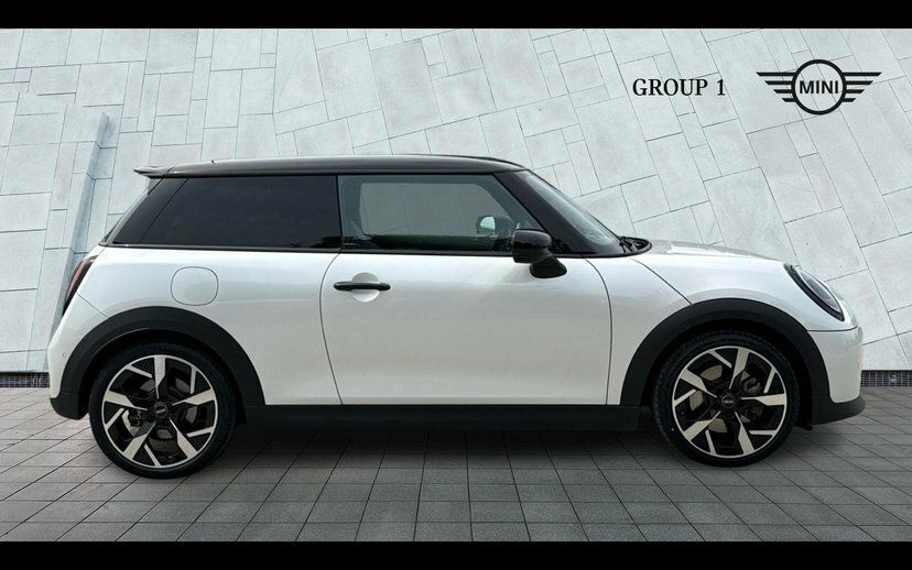 Mini Hatch Cooper S GV24AXC White #3