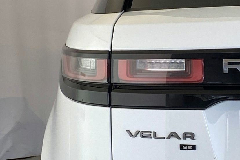 Land Rover Range Rover Velar 2.0 D200 Edition Brown #26