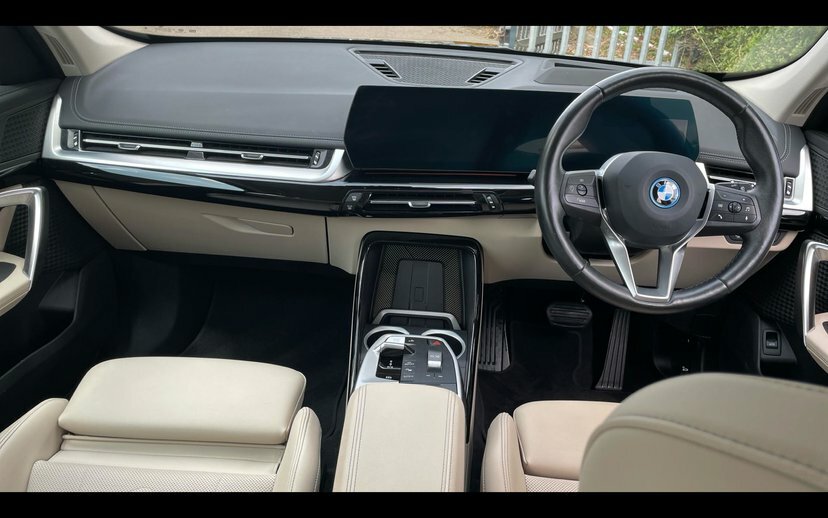 BMW iX1 Ix1 Xdrive30 Xline Black #4