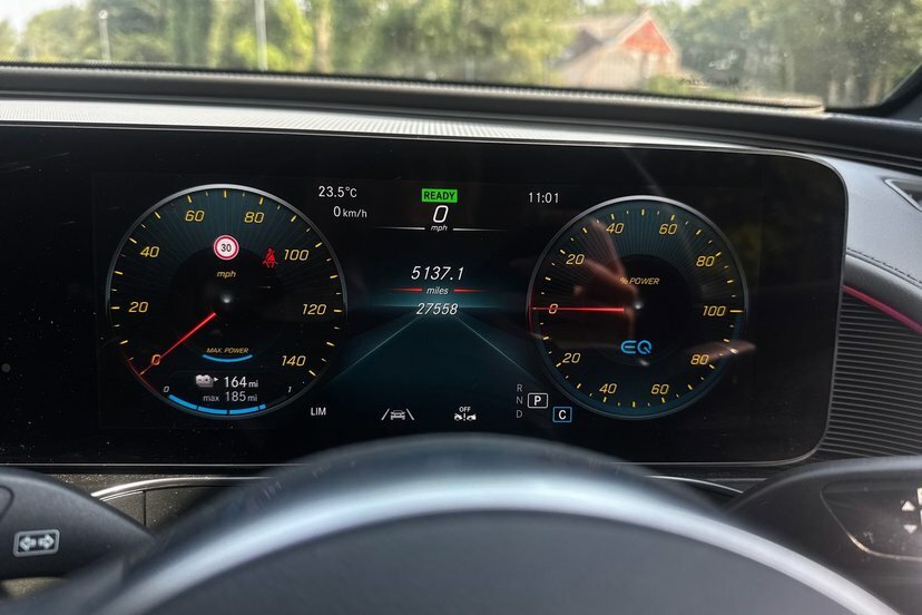 Mercedes-Benz EQC Eqc 400 80Kwh Amg Line Premium Suv Black #6