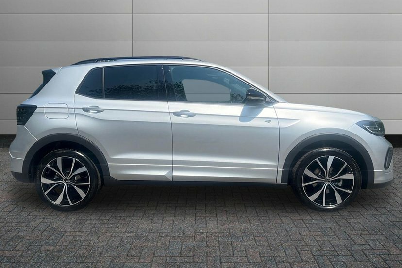 Volkswagen T-Cross 1.0 Tsi Black Edition Suv Dsg 115 Ps Silver #4