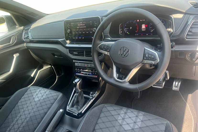 Volkswagen T-Cross 1.0 Tsi Black Edition Suv Dsg 115 Ps Silver #6