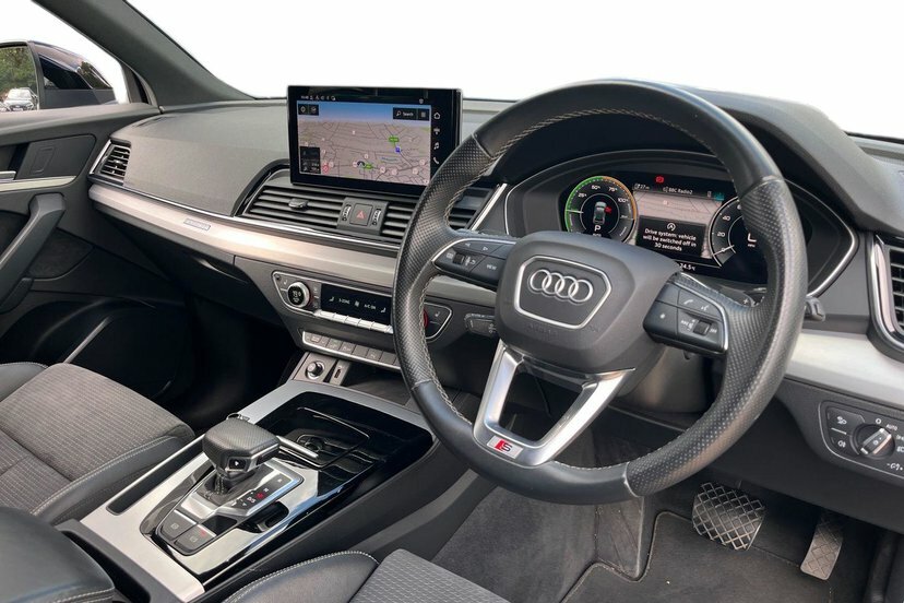 Audi Q5 2.0 Tfsie 50 S Line Suv Plug-in Hybrid Black #6