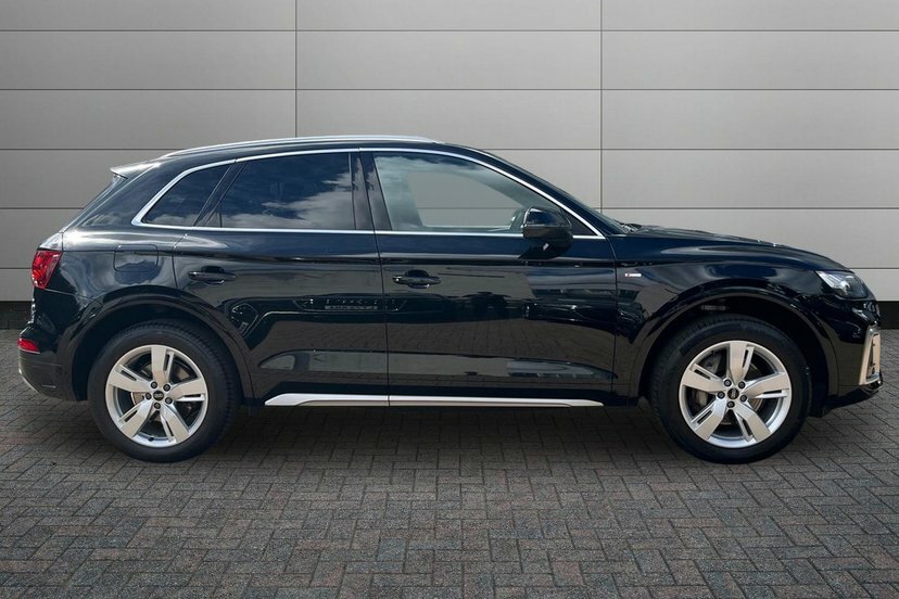 Audi Q5 2.0 Tfsie 50 S Line Suv Plug-in Hybrid Black #4