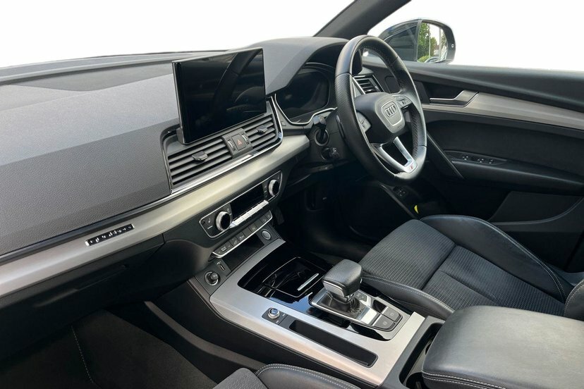 Audi Q5 2.0 Tfsie 50 S Line Suv Plug-in Hybrid Black #2