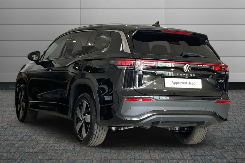 Volkswagen Tayron 1.5 Etsi Mhev Match Suv Hybrid Dsg 150 Black #3