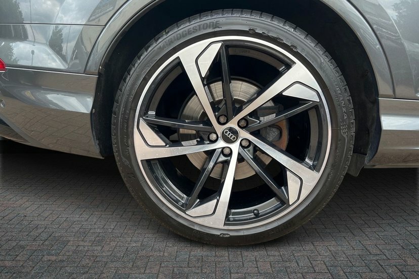 Audi Q7 3.0 Tfsi V6 55 Black Edition Suv Tiptro Grey #5