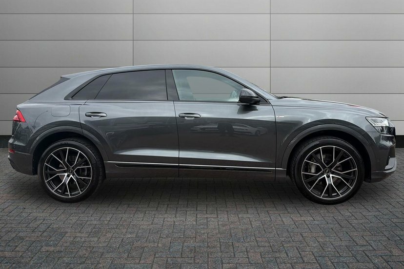 Audi Q8 3.0 Tfsi V6 55 Black Edition Suv Tiptro Grey #4