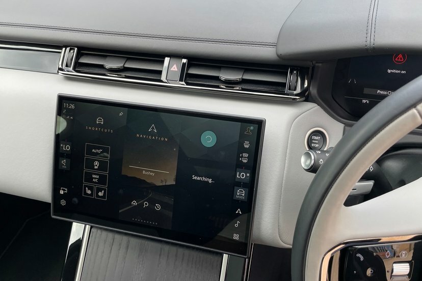 Land Rover Range Rover Velar 2.0 D200 Mhev Dynamic Se Green #30