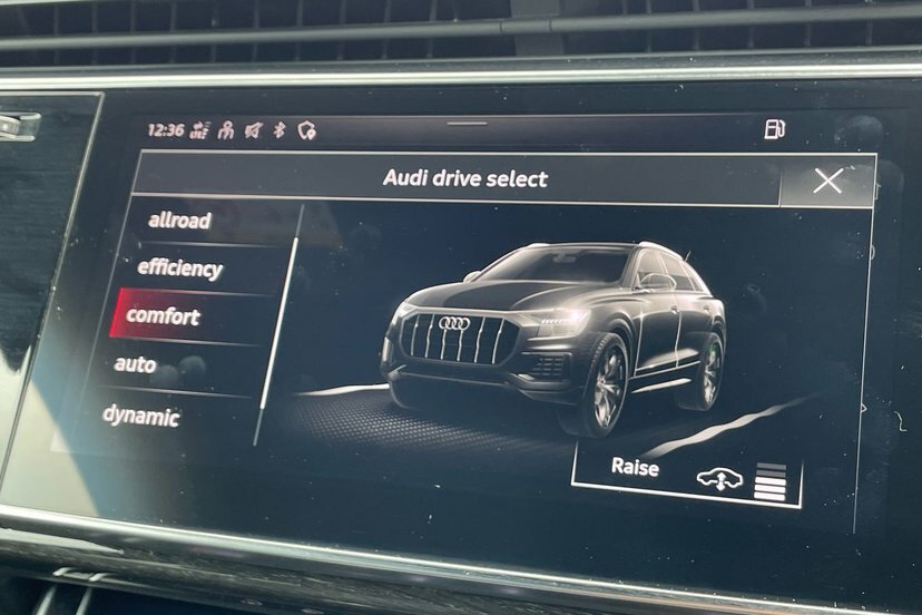Audi Q8 S Tfsi Quattro Black Edition Black #23