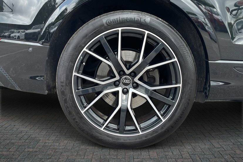 Audi Q8 3.0 Tfsi V6 55 Black Edition Suv Tiptro Black #5