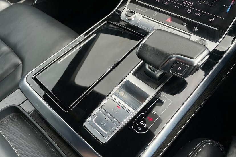 Audi Q8 S Tfsi Quattro Black Edition Black #15