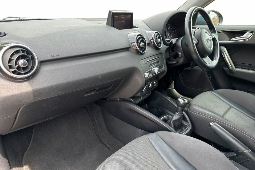Audi A1 1.4 Tfsi Sport Sportback Nav LN18SXO Blue #2