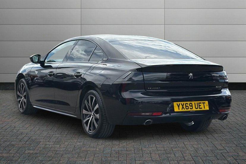 Peugeot 508 1.6 11.8Kwh Gt Line Fastback Plug-in Hy Black #3