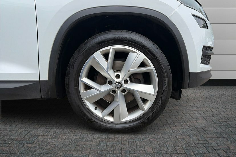 Skoda Kodiaq 1.4 Tsi Act Edition Suv Dsg 7 Seat 1 White #5
