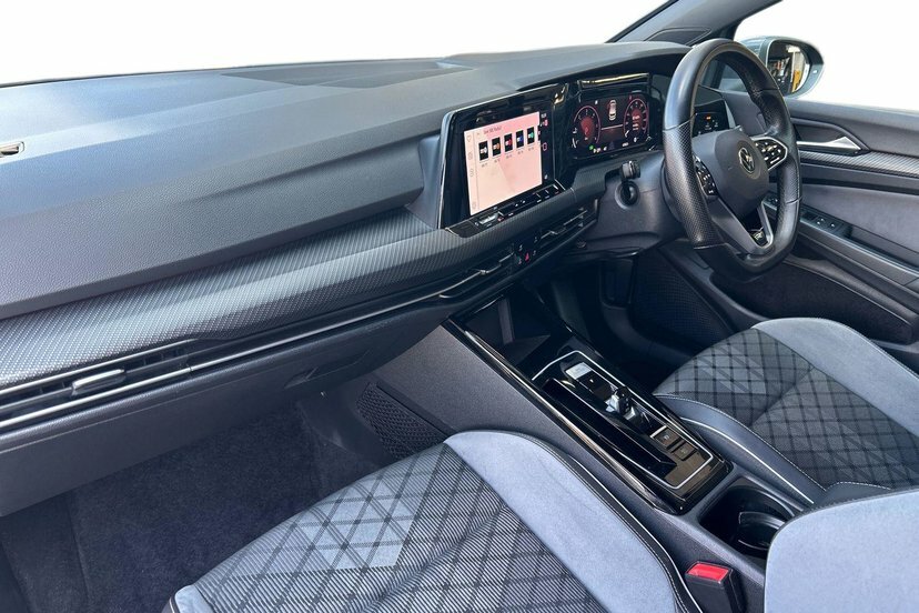 Volkswagen Golf 2.0 Tdi R-line Hatchback Dsg 150 Ps EN72FTF Grey #2