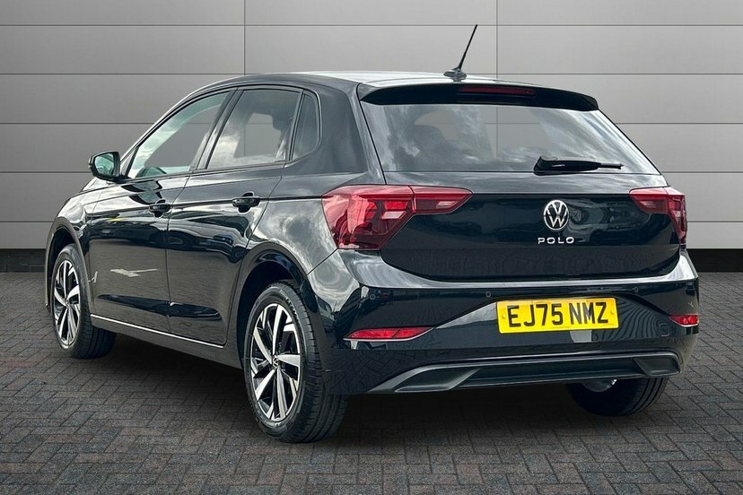 Volkswagen Polo 1.0 Tsi Match Hatchback Dsg 95 Ps EJ75NMZ Black #3
