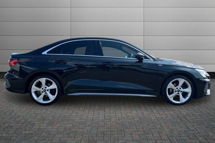 Audi A3 1.0 Tfsi 30 Technik Sportback Eu Silver #4