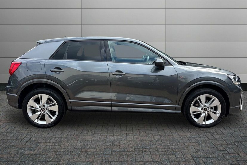 Audi Q2 1.5 Tfsi Cod 35 S Line Suv S Tronic 15 Grey #4