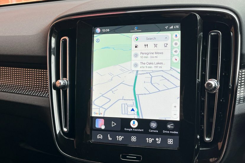 Volvo XC40 2.0 B3p Ultimate Dark Black #24