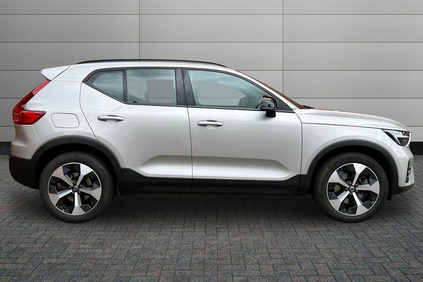 Volvo XC40 2.0 B4 Mhev Plus Dark Suv Hybrid Dct Au Silver #4