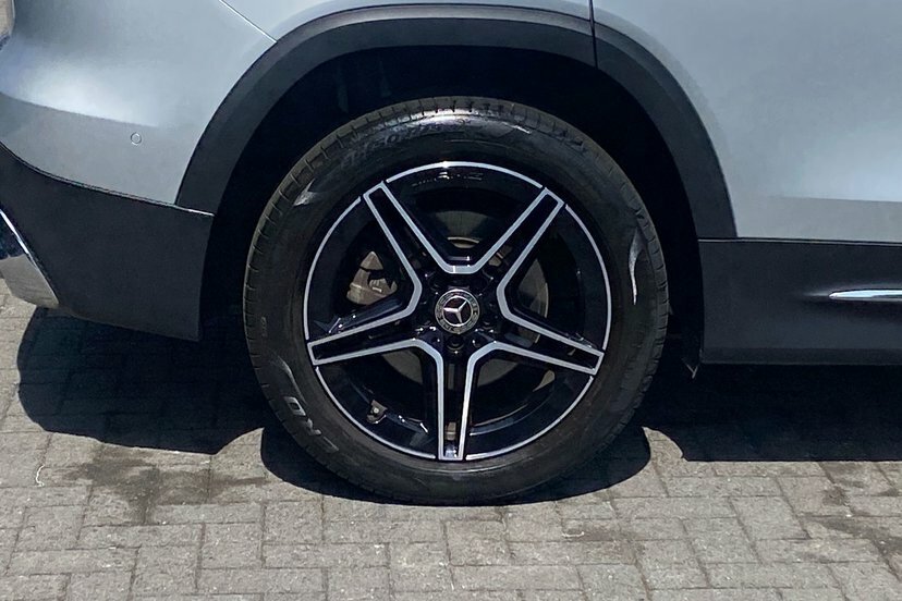 Mercedes-Benz GLB Class Amg Glb 35 Premium 4Matic A Black #28