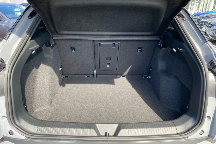 Volkswagen ID.4 210Kw Match Pro 77Kwh Blue #34