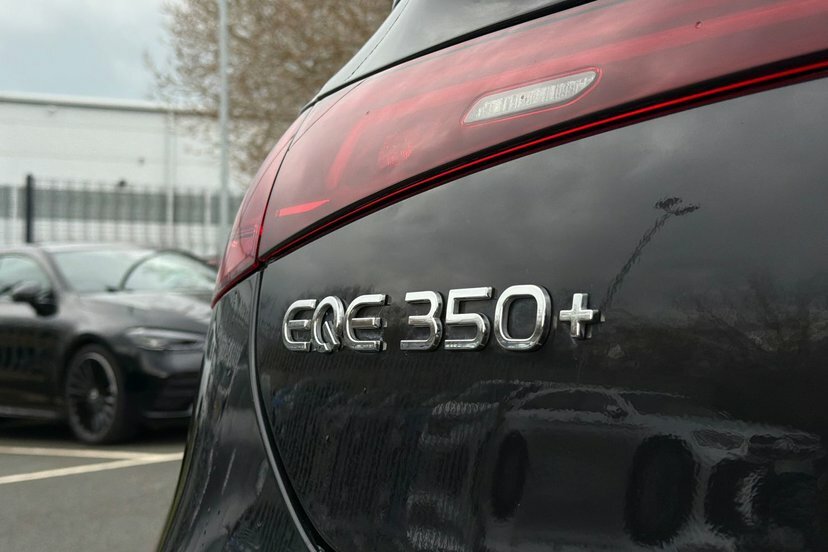 Mercedes-Benz EQE Suv Silver #42