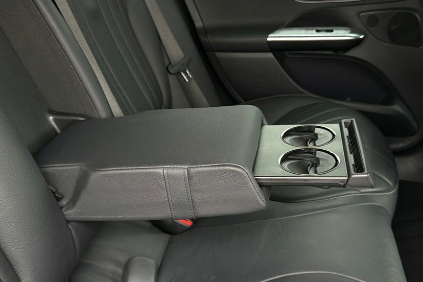 Mercedes-Benz EQE Suv Silver #59