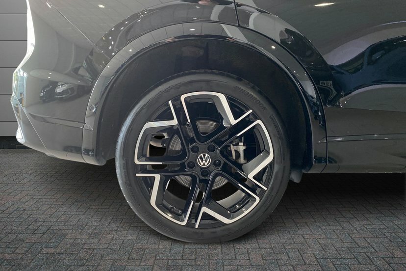 Volkswagen Tiguan 1.5 Tsi Ehybrid 19.7Kwh R-line Suv Plug KM75UOC Black #5