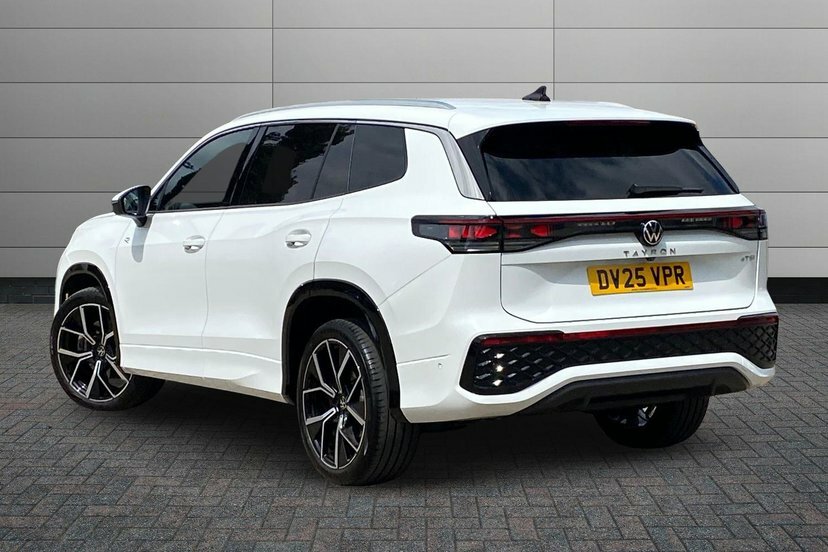 Volkswagen Tayron 1.5 Etsi Mhev R-line Suv Hybrid Dsg 15 White #3