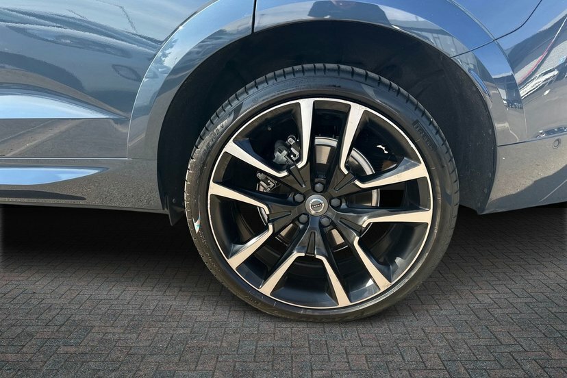 Volvo XC60 2.0H T8 Recharge 18.8Kwh Ultimate Dark Suv Pet Blue #5