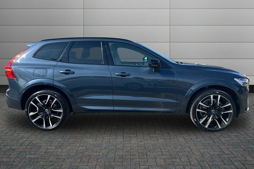 Volvo XC60 2.0H T8 Recharge 18.8Kwh Ultimate Dark Suv Pet Blue #4