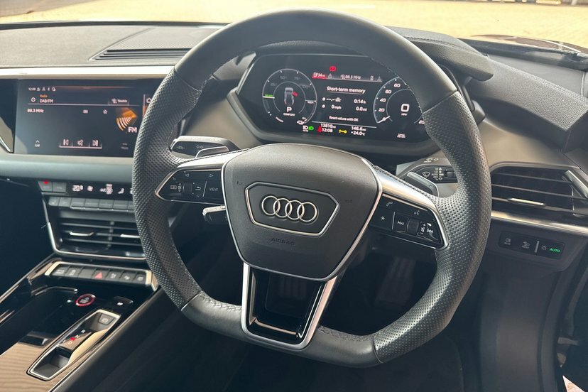 Audi E Tron GT 390Kw Quattro 93Kwh Cs Plus Grey #26