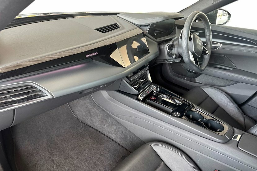 Audi E Tron GT 93.4Kwh Saloon Quattro 476 Ps Grey #2