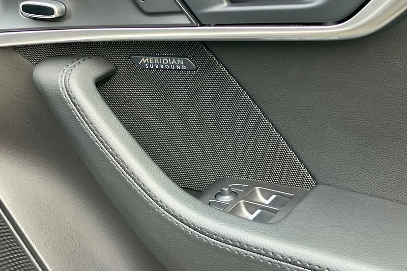 Jaguar F-Type 5.0 P450 Supercharged V8 75 Plus Blue #29