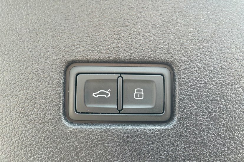 Audi Q8 55 Tfsi Quattro S Line Tiptronic Leather Silver #17