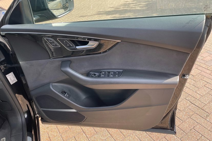 Audi Q8 55 Tfsi Quattro S Line Tiptronic Leather Silver #14