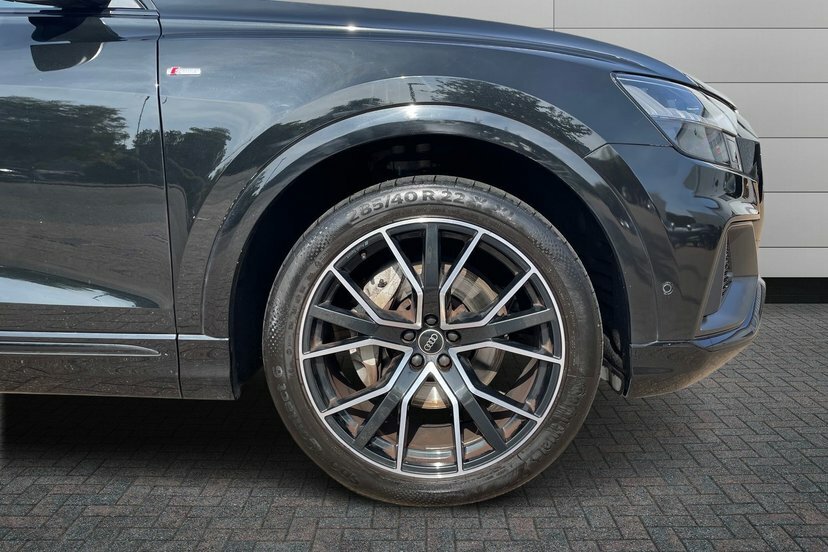 Audi Q8 3.0 Tdi V6 50 Black Edition Suv Tiptron Black #5