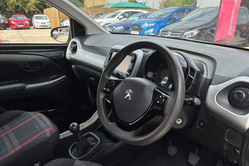Peugeot 108 Hatchback 1.0 Vti Active 201464 Red #16