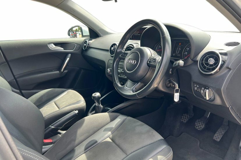 Audi A1 1.0 Tfsi Sport Sportback Nav White #6