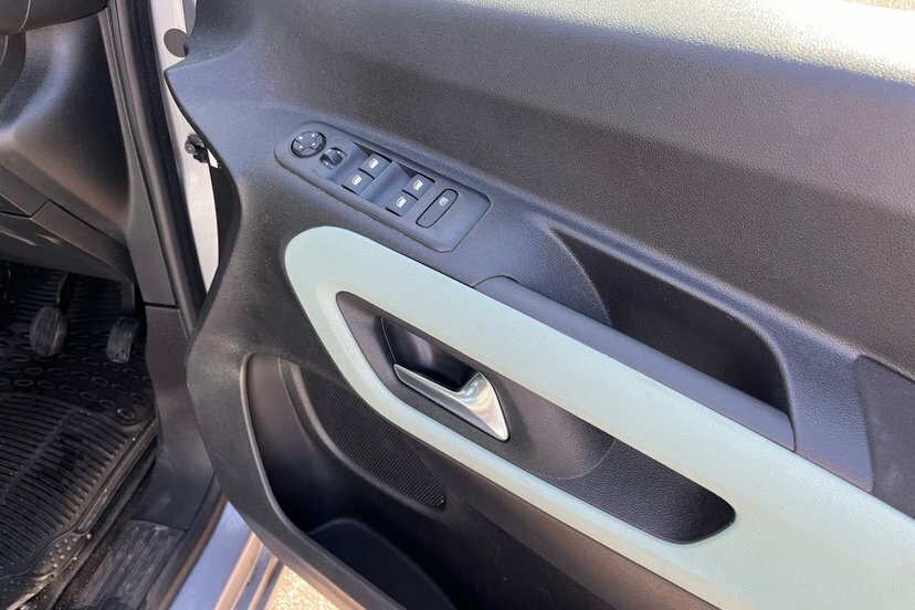 Citroen Berlingo Manual White #11