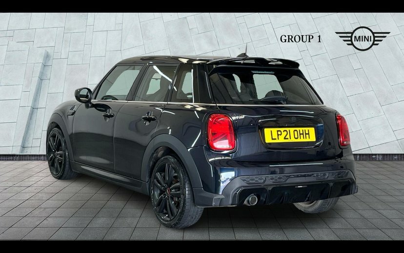 Mini Hatch 1.5 Cooper Sport Hatchback 136 Black #2