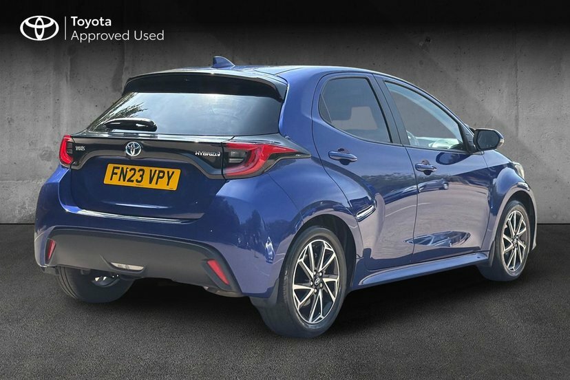Toyota Yaris 1.5 Vvt-h Design Hatchback Hybrid E-cvt Blue #2