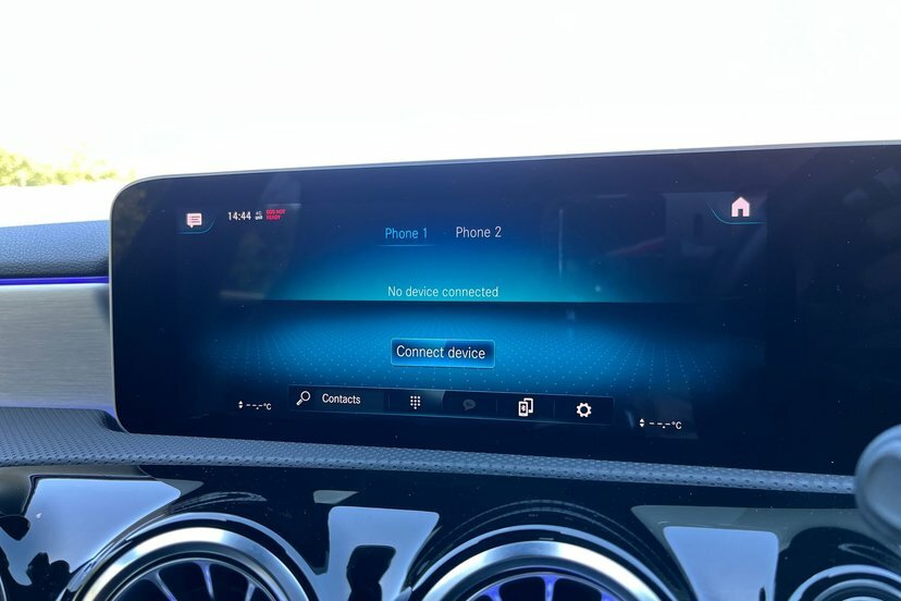 Mercedes-Benz CLA Class Cla 200 Amg Line Tip White #41