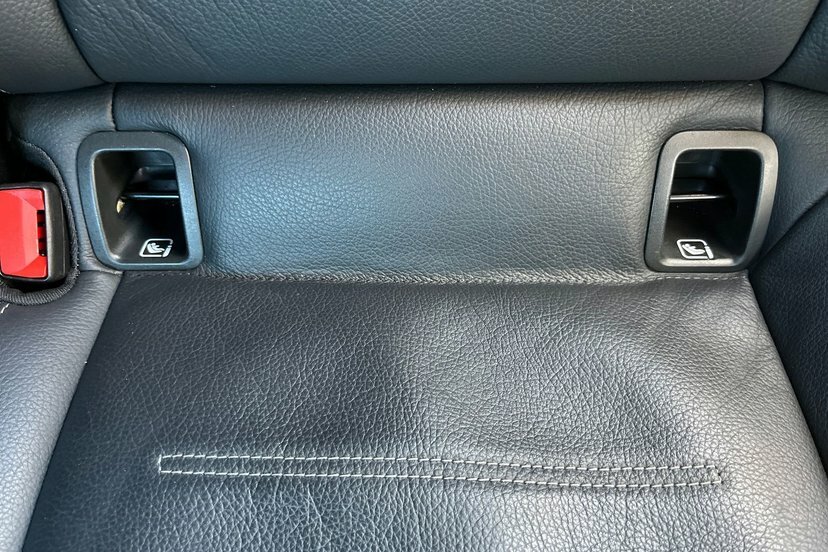 Mercedes-Benz CLA Class Cla 200 Amg Line Tip White #24