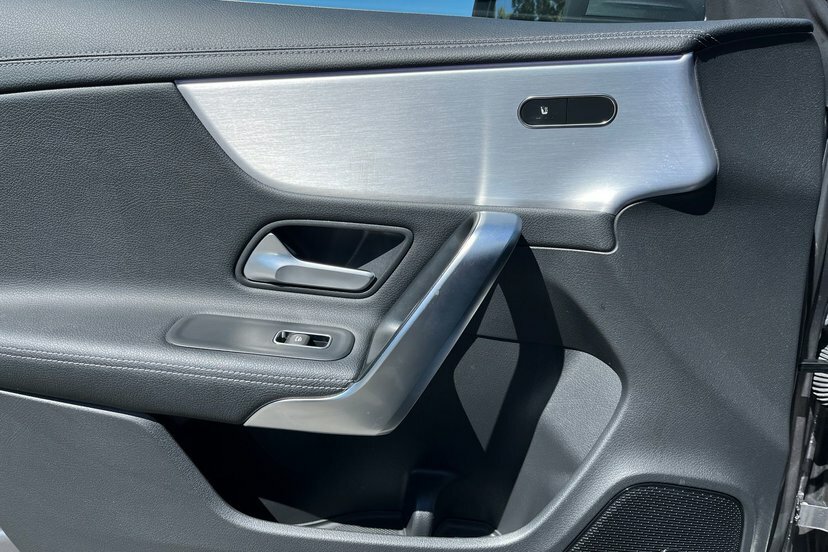 Mercedes-Benz CLA Class Cla 200 Amg Line Tip White #15