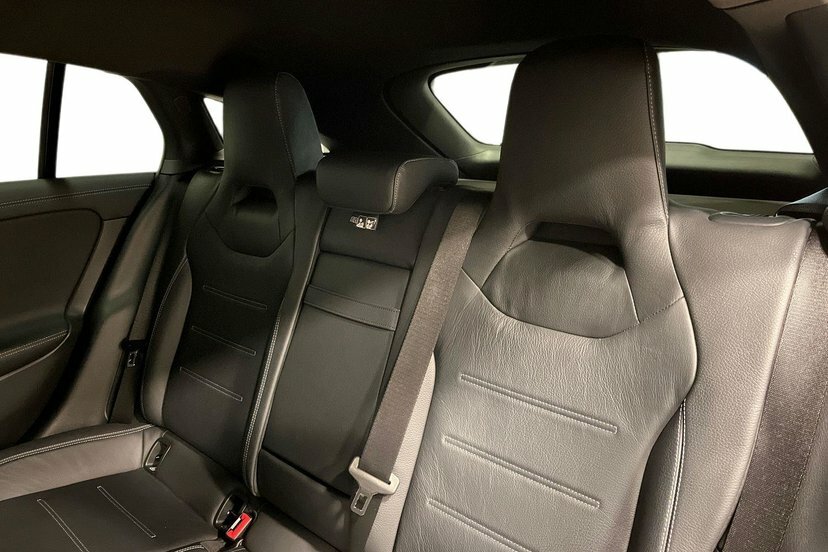 Mercedes-Benz CLA Class Cla 220D Amg Line Tip White #20