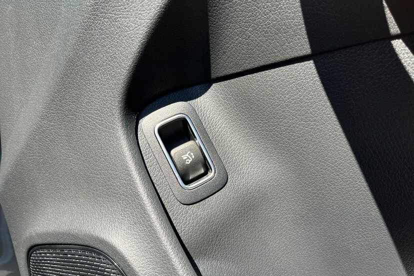 Mercedes-Benz CLA Class Cla 200 Amg Line Tip White #34
